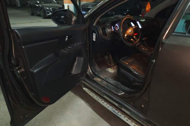Used Kia Sportage R 2016 2.0L Automatic Two-Wheel Drive DLX Driver Seat