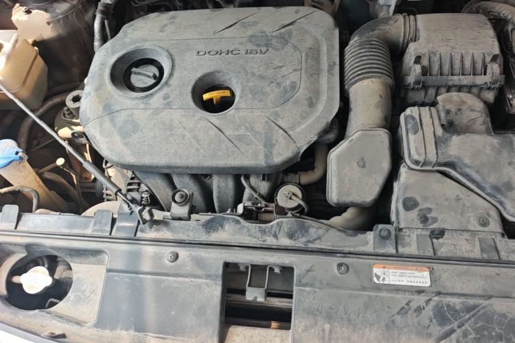 Used Kia Sportage R 2016 2.0L Automatic Two-Wheel Drive DLX Engine Bay