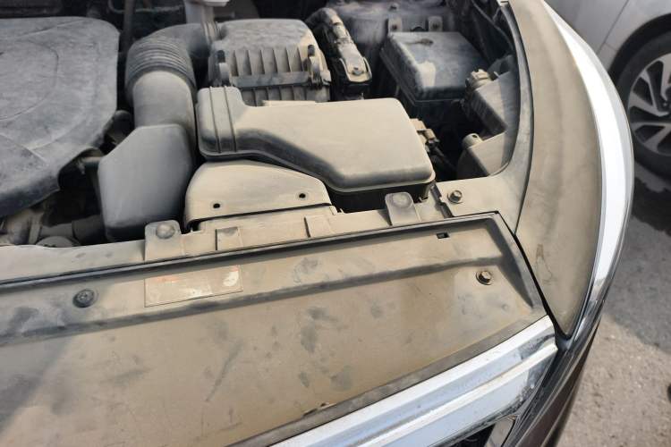 Used Kia Sportage R 2016 2.0L Automatic Two-Wheel Drive GL Engine Bay Left