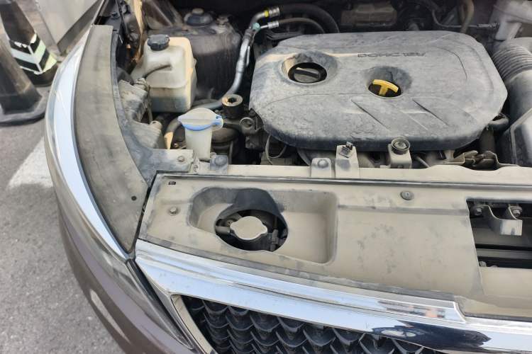 Used Kia Sportage R 2016 2.0L Automatic Two-Wheel Drive GL Engine Bay Right