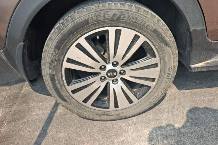 Used Kia Sportage R 2016 2.0L Automatic Two-Wheel Drive DLX Exterior 5