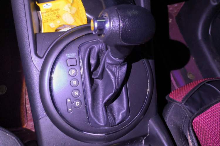 Used Kia Sportage R 2016 2.0L Automatic Two-Wheel Drive GL Gear Lever