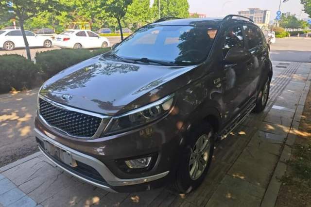 Used Kia Sportage R 2016 2.0L Manual Two-Wheel Drive GL Trim