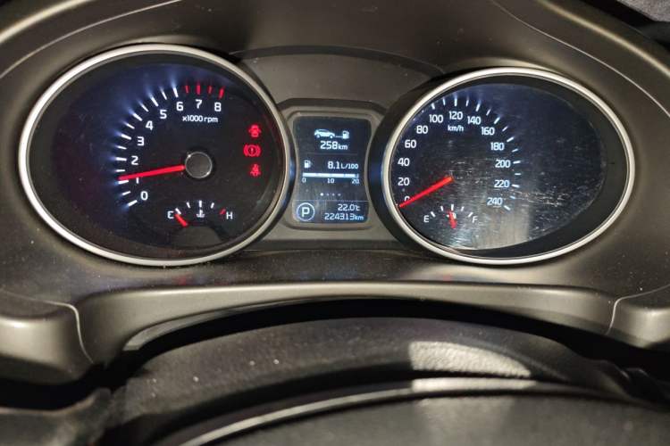 Used Kia Sportage R 2016 2.0L Automatic Two-Wheel Drive DLX Odometer Close Up