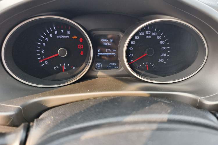 Used Kia Sportage R 2016 2.0L Automatic Two-Wheel Drive GL Odometer Close Up