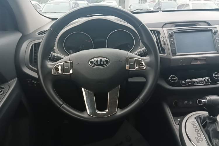 Used Kia Sportage R 2016 2.0L Automatic Two-Wheel Drive DLX Steering Wheel