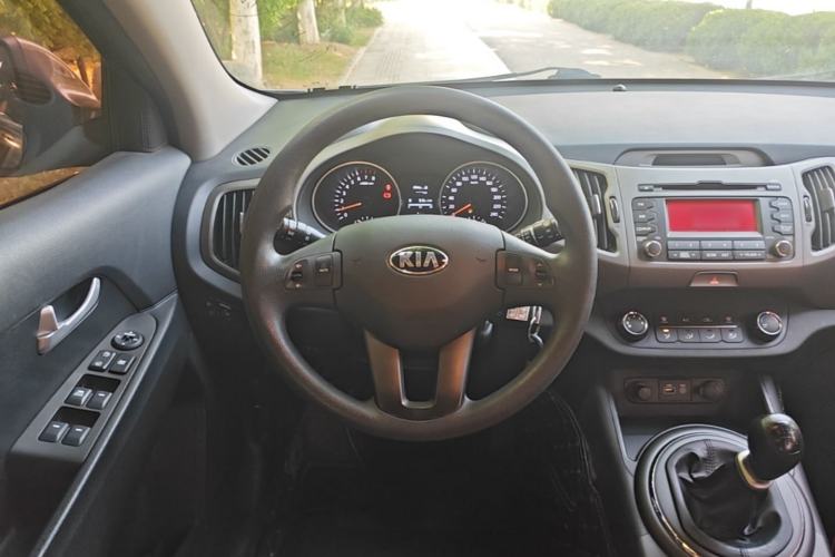 Used Kia Sportage R 2016 2.0L Manual Two-Wheel Drive GL Trim Steering Wheel