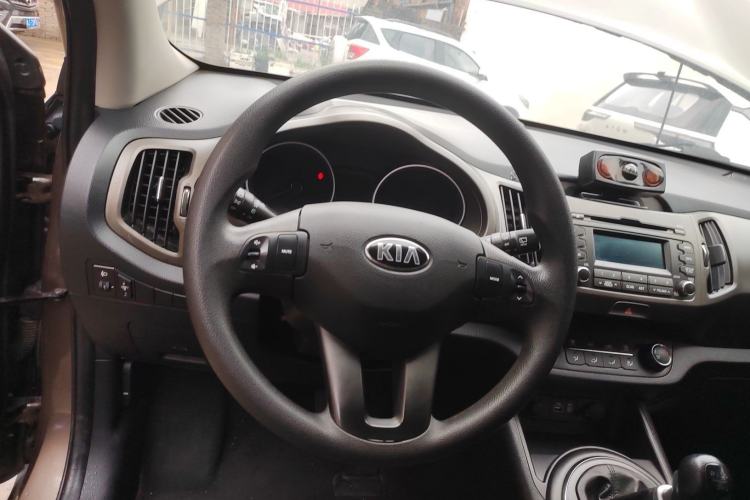 Used Kia Sportage R 2016 2.0L Manual Two-Wheel Drive GL Trim Steering Wheel