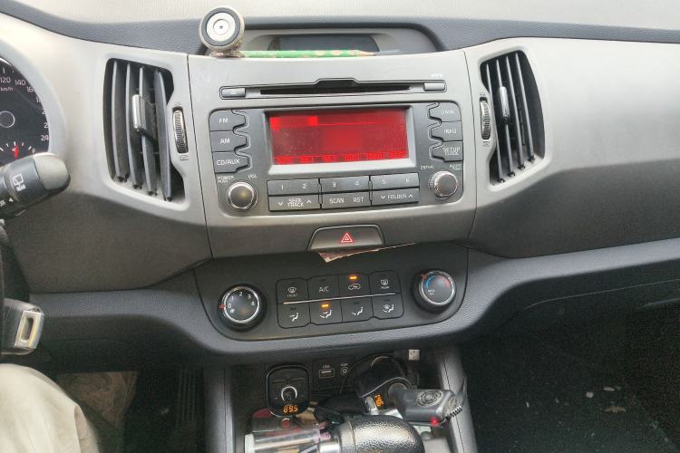 Used Kia Sportage R 2016 2.0L Automatic Two-Wheel Drive GL Audio And AC Panel