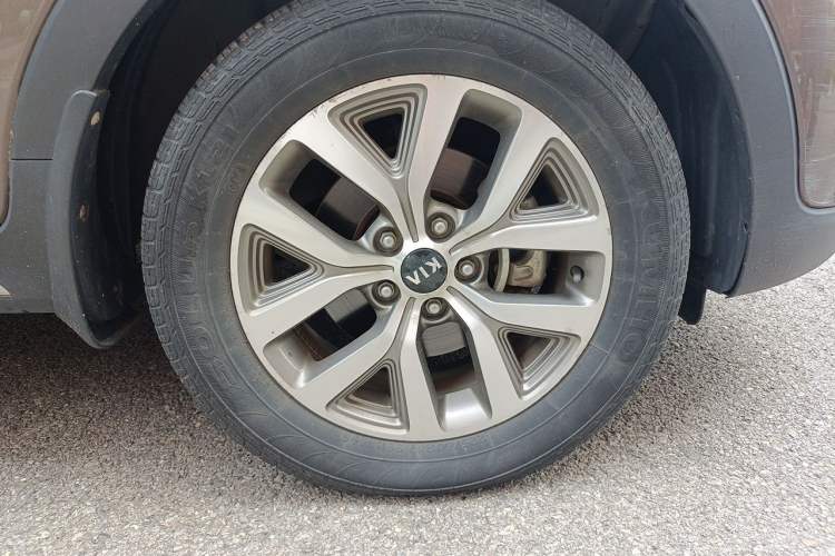 Used Kia Sportage R 2016 2.0L Automatic Two-Wheel Drive GLS Trim Exterior 1