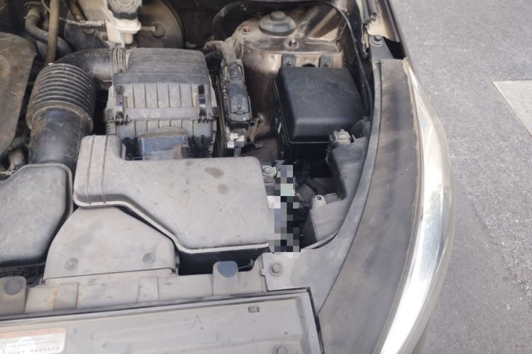 Used Kia Sportage R 2016 2.0L Automatic Two-Wheel Drive GLS Trim Engine Bay Left