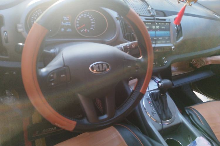 Used Kia Sportage R 2016 2.0L Automatic Two-Wheel Drive GLS Trim Steering Wheel