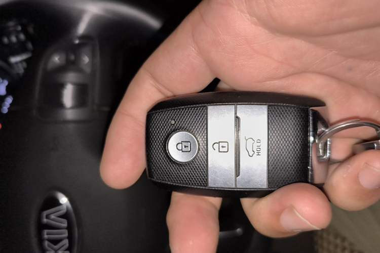 Used Kia Sportage R 2016 2.0L Automatic Two-Wheel Drive DLX Vehicle Key