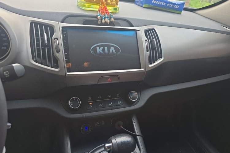 Used Kia Sportage R 2016 2.0L Automatic Two-Wheel Drive GL Audio And AC Panel