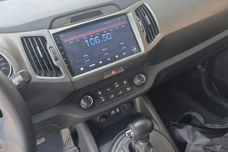 Used Kia Sportage R 2016 2.0L Automatic Two-Wheel Drive GL Audio And AC Panel