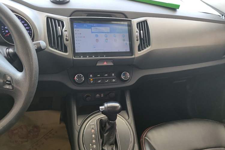 Used Kia Sportage R 2016 2.0L Automatic Two-Wheel Drive GL Audio And AC Panel