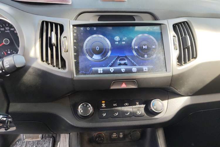 Used Kia Sportage R 2016 2.0L Automatic Two-Wheel Drive GL Audio And AC Panel