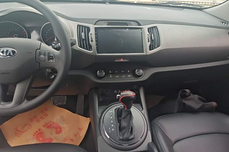 Used Kia Sportage R 2016 2.0L Automatic Two-Wheel Drive GL Audio And AC Panel