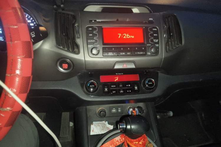 Used Kia Sportage R 2016 2.0L Automatic Two-Wheel Drive GLS Trim Audio And AC Panel