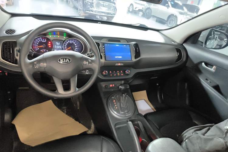 Used Kia Sportage R 2016 2.0L Automatic Two-Wheel Drive GL Audio And AC Panel