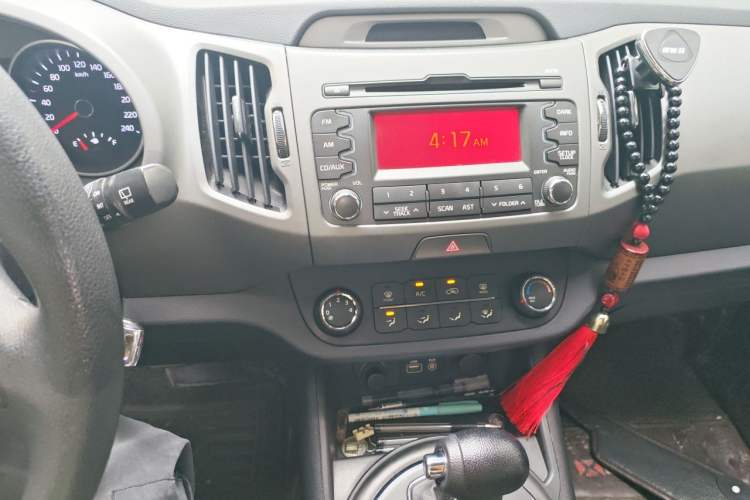 Used Kia Sportage R 2016 2.0L Automatic Two-Wheel Drive GL Audio And AC Panel