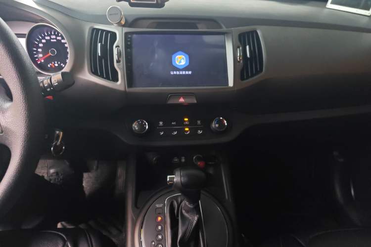 Used Kia Sportage R 2016 2.0L Automatic Two-Wheel Drive GL Audio And AC Panel