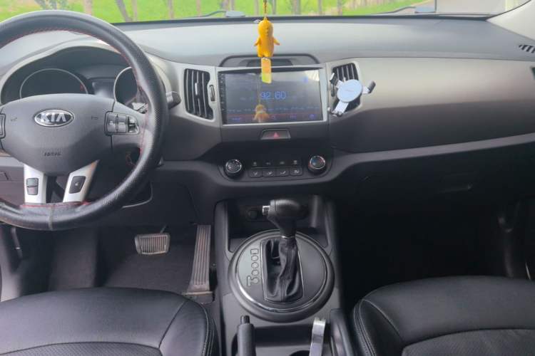 Used Kia Sportage R 2016 2.0L Automatic Two-Wheel Drive GL Audio And AC Panel
