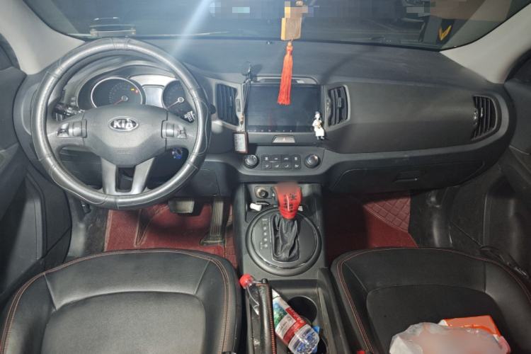Used Kia Sportage R 2016 2.0L Automatic Two-Wheel Drive GL Center Console