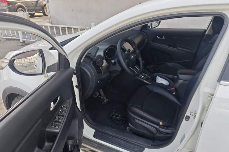 Used Kia Sportage R 2016 2.0L Automatic Two-Wheel Drive GL Driver Seat