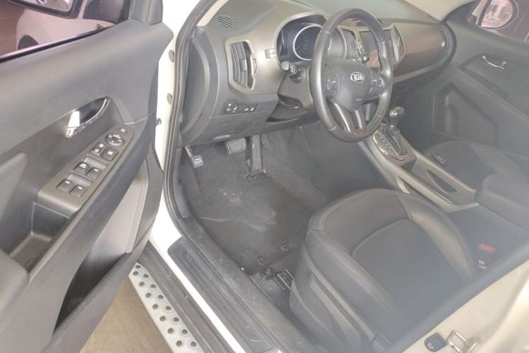 Used Kia Sportage R 2016 2.0L Automatic Two-Wheel Drive GLS Trim Driver Seat