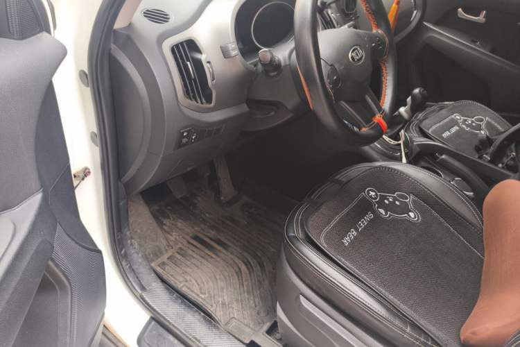 Used Kia Sportage R 2016 2.0L Manual Two-Wheel Drive GL Trim Driver Seat