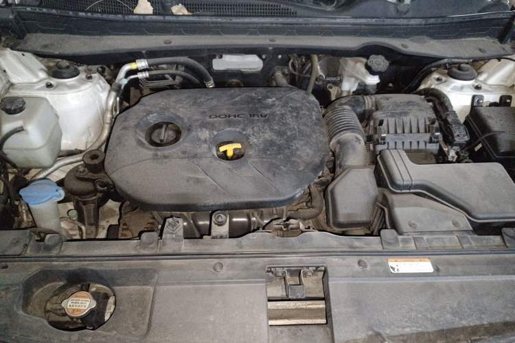 Used Kia Sportage R 2016 2.0L Automatic Two-Wheel Drive GL Engine Bay
