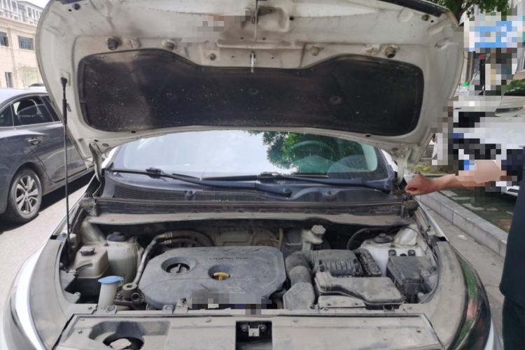 Used Kia Sportage R 2016 2.0L Automatic Two-Wheel Drive GL Engine Bay
