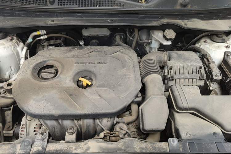 Used Kia Sportage R 2016 2.0L Automatic Two-Wheel Drive GL Engine Bay