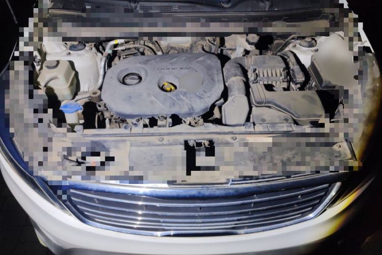 Used Kia Sportage R 2016 2.0L Automatic Two-Wheel Drive DLX Engine Bay