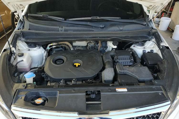 Used Kia Sportage R 2016 2.0L Automatic Two-Wheel Drive GL Engine Bay