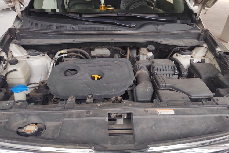 Used Kia Sportage R 2016 2.0L Automatic Two-Wheel Drive GL Engine Bay