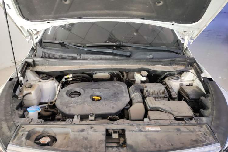 Used Kia Sportage R 2016 2.0L Automatic Two-Wheel Drive GL Engine Bay