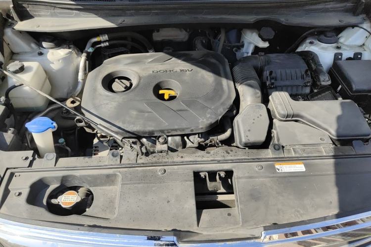 Used Kia Sportage R 2016 2.0L Automatic Two-Wheel Drive DLX Engine Bay