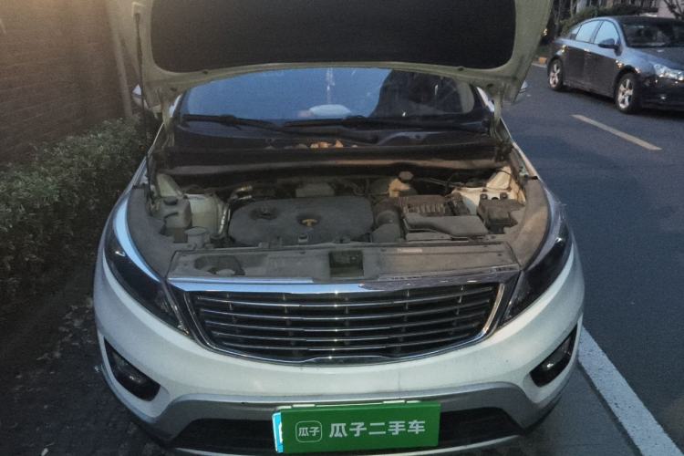 Used Kia Sportage R 2016 2.0L Automatic Two-Wheel Drive GLS Trim Engine Bay