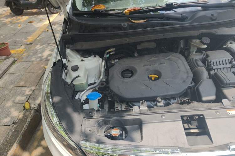 Used Kia Sportage R 2016 2.0L Automatic Two-Wheel Drive GL Engine Bay Right