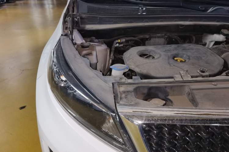 Used Kia Sportage R 2016 2.0L Automatic Two-Wheel Drive GL Engine Bay Right
