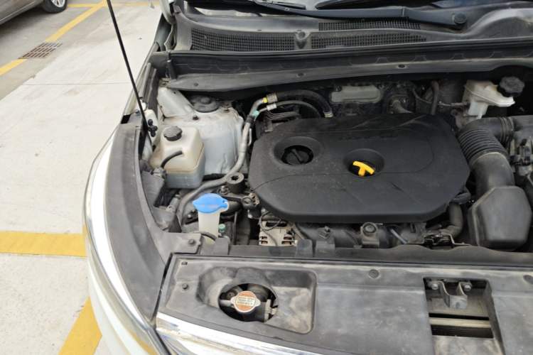 Used Kia Sportage R 2016 2.0L Automatic Two-Wheel Drive GL Engine Bay Right