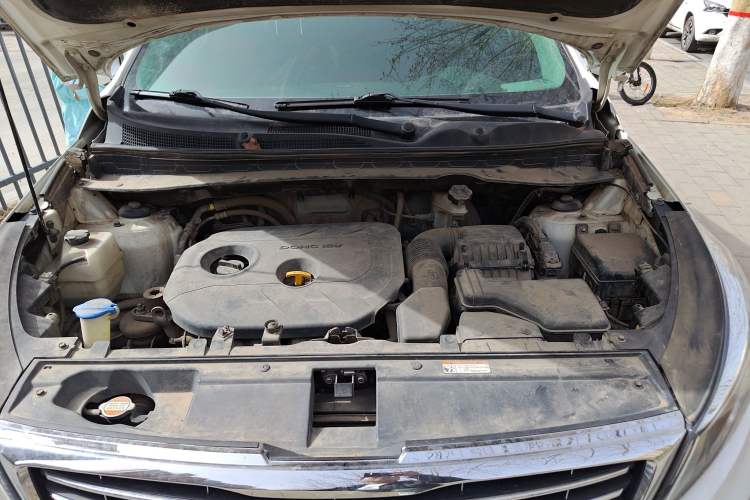 Used Kia Sportage R 2016 2.0L Automatic Two-Wheel Drive GLS Trim Engine Bay