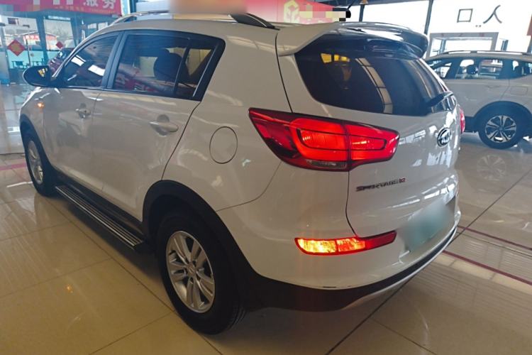 Used Kia Sportage R 2016 2.0L Automatic Two-Wheel Drive GL Exterior 2