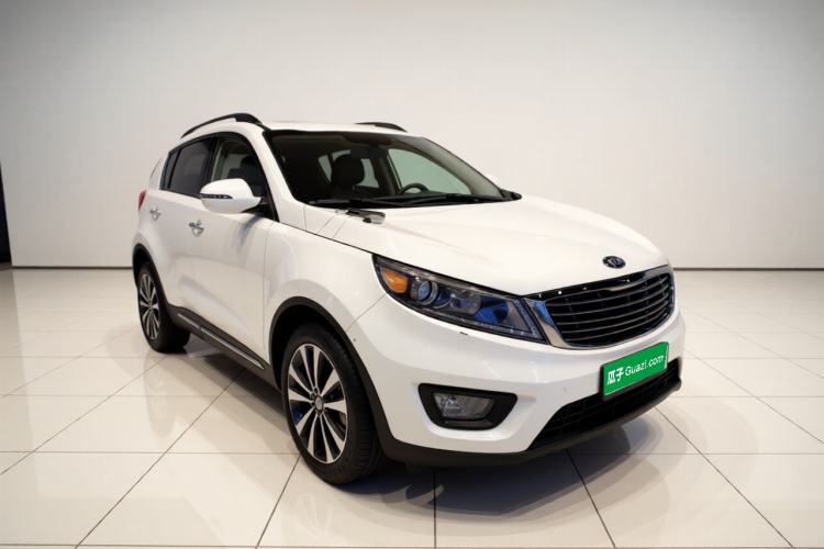 Used Kia Sportage R 2016 2.0L Automatic Two-Wheel Drive GLS Trim Exterior 2