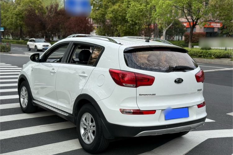 Used Kia Sportage R 2016 2.0L Automatic Two-Wheel Drive GL Exterior 2