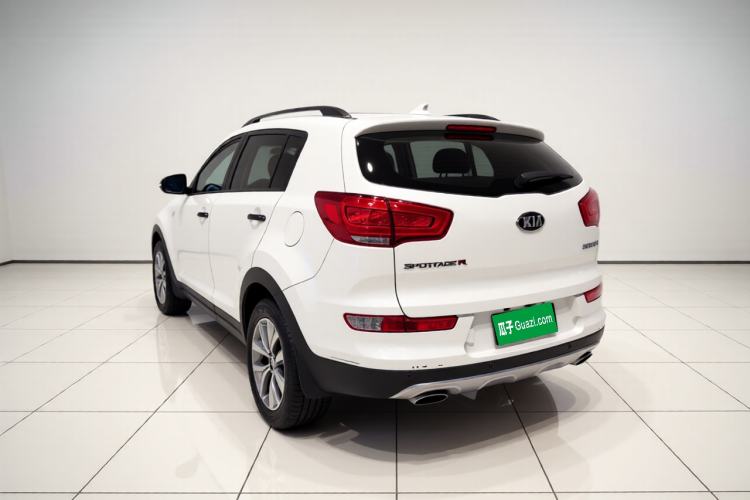 Used Kia Sportage R 2016 2.0L Automatic Two-Wheel Drive GLS Trim Exterior 3