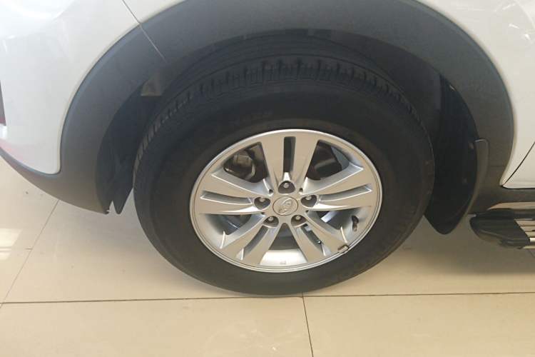 Used Kia Sportage R 2016 2.0L Automatic Two-Wheel Drive GL Exterior 4