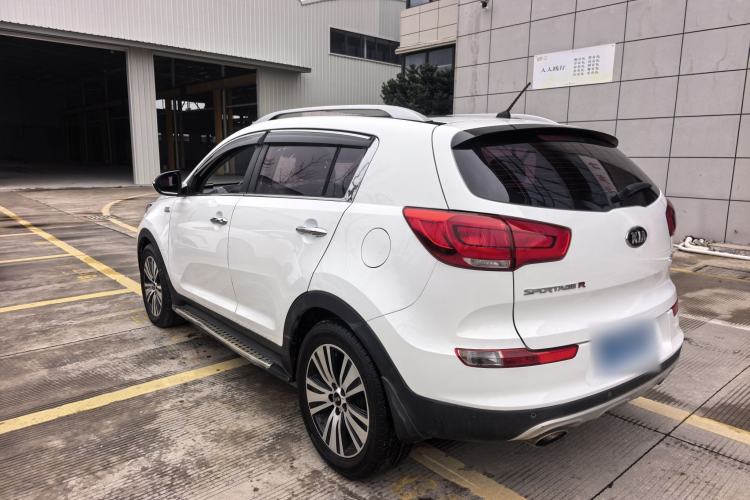 Used Kia Sportage R 2016 2.0L Automatic Two-Wheel Drive DLX Exterior 4